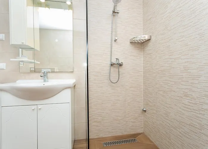 Mira Silo-krk Apartman *