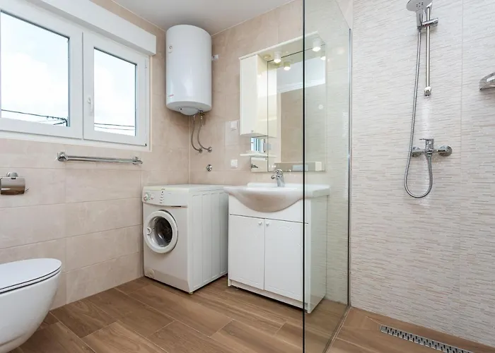 Mira Silo-krk Apartman *