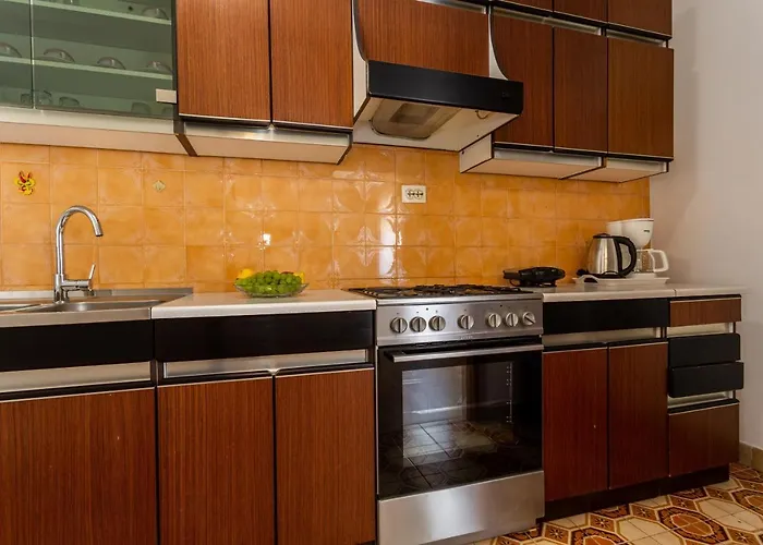Mira Silo-krk Apartman *