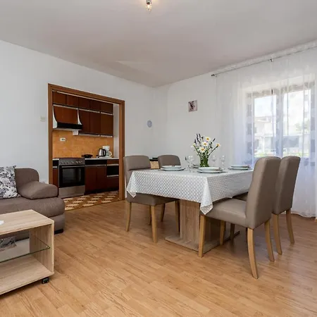 Mira Silo-krk * Šilo