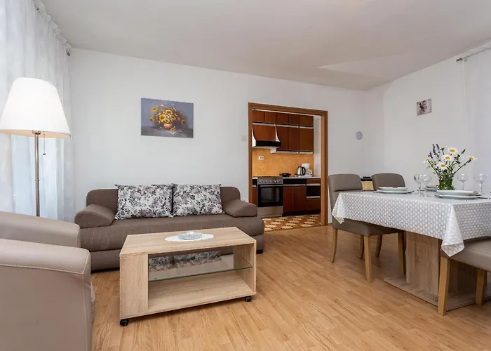 Appartement Mira Silo-krk *
